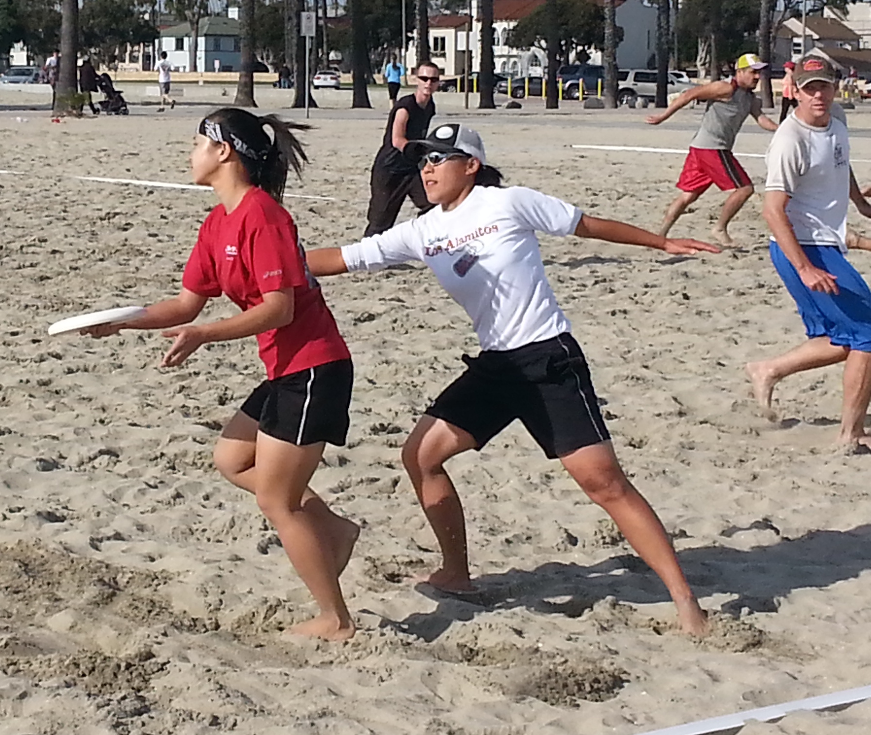 Summer 5on5 Coed Beach Ultimate Frisbee League in Long Beach